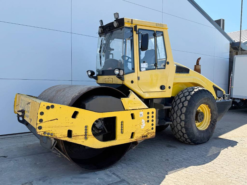 Bomag BW213DH-4 - Evib/BVC / German Machine - Rodillo: foto 2 Bomag BW213DH-4 - Evib/BVC / German Machine - Rodillo: foto 2