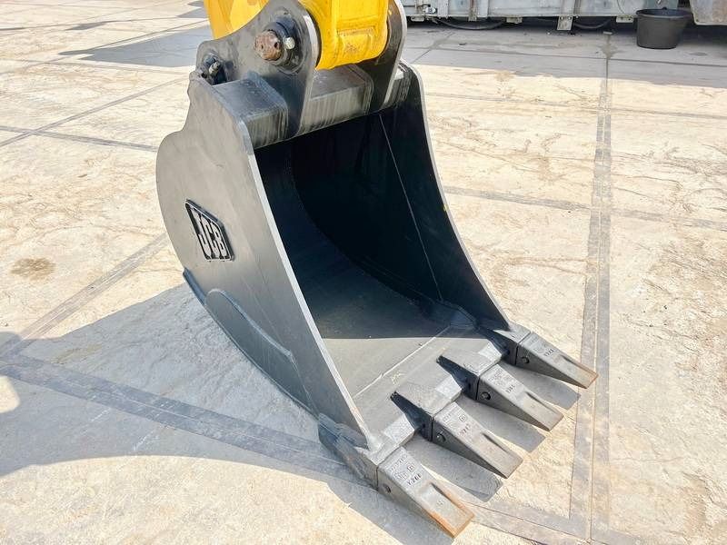 Excavadora nuevo JCB 245 HDLR - New / Unused / 16 Meter Long Reach: foto 10