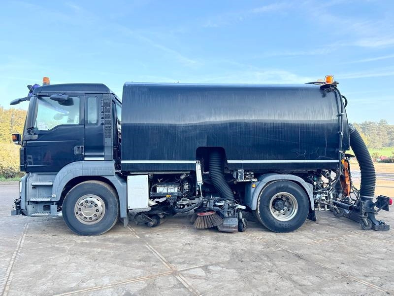 MAN MAN TGS18.320 - Dutch Sweeper Truck / Kehrwagen - Barredora vial: foto 2 MAN MAN TGS18.320 - Dutch Sweeper Truck / Kehrwagen - Barredora vial: foto 2