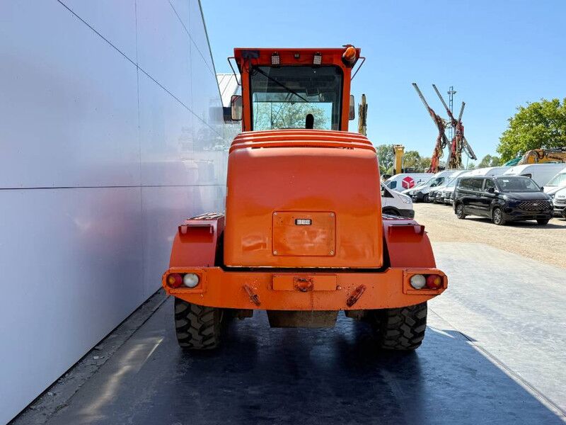 New Holland F106.6A - CE / German Machine / Only 8800 Hours - Grader: foto 3 New Holland F106.6A - CE / German Machine / Only 8800 Hours - Grader: foto 3