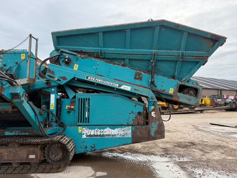 Cribadora Powerscreen Warrior 1400 - Caterpillar Engine / 3 Conveyors: foto 9 Cribadora Powerscreen Warrior 1400 - Caterpillar Engine / 3 Conveyors: foto 9