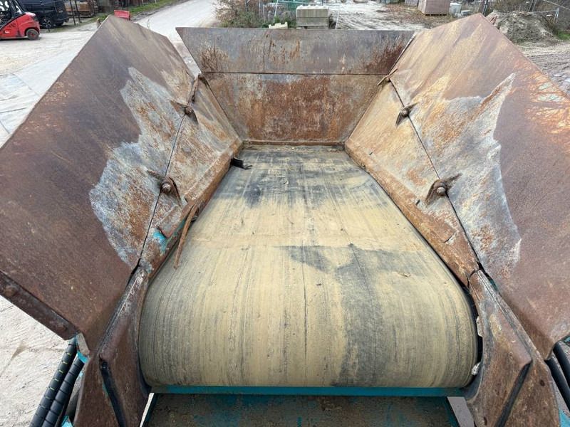 Cribadora Powerscreen Warrior 1400 - Caterpillar Engine / 3 Conveyors: foto 19 Cribadora Powerscreen Warrior 1400 - Caterpillar Engine / 3 Conveyors: foto 19