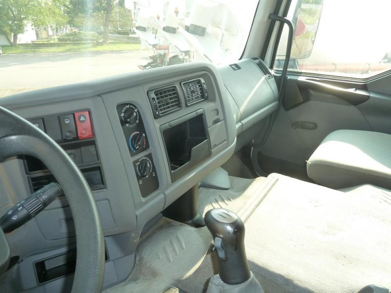 Renault Kerax 420 DCI - Volquete camión: foto 4 Renault Kerax 420 DCI - Volquete camión: foto 4