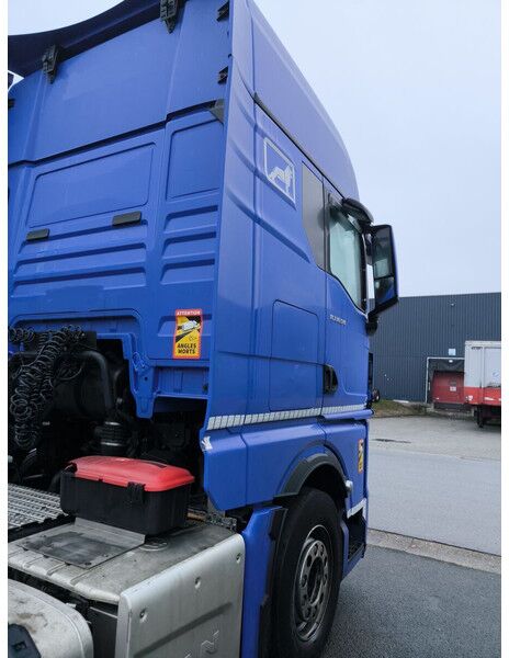 MAN 18.510 GX TGX Retarder XXL 2 Tanks AERO (36) - Cabeza tractora: foto 3 MAN 18.510 GX TGX Retarder XXL 2 Tanks AERO (36) - Cabeza tractora: foto 3
