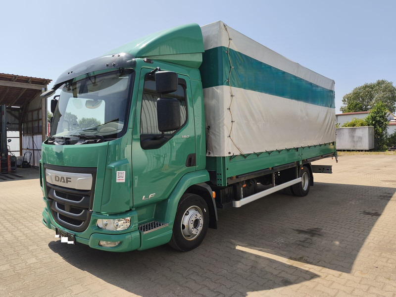 DAF LF 180 FA - Camión lona: foto 1 DAF LF 180 FA - Camión lona: foto 1