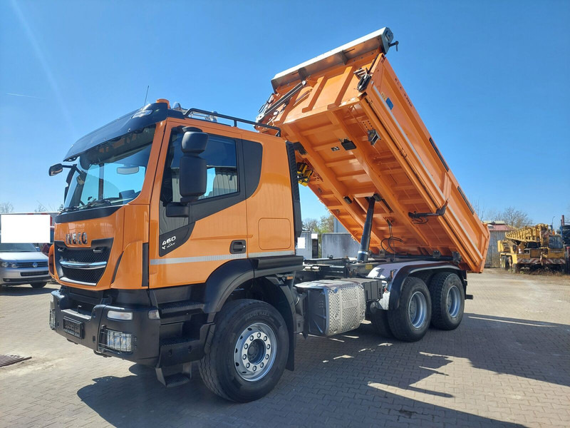 Iveco AT260XZ/HR - Volquete camión: foto 2 Iveco AT260XZ/HR - Volquete camión: foto 2