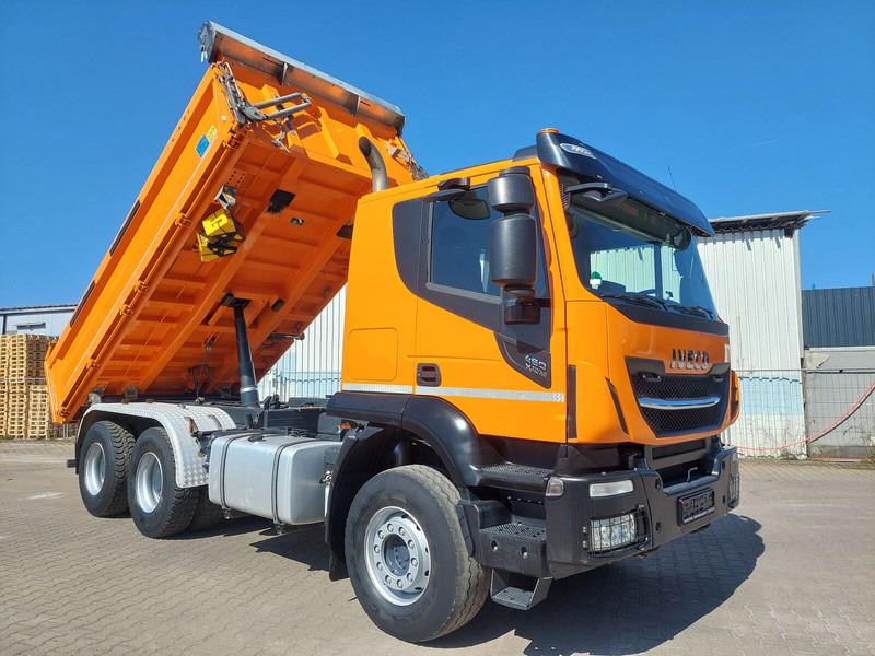 Iveco AT260XZ/HR - Volquete camión: foto 4 Iveco AT260XZ/HR - Volquete camión: foto 4