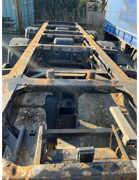 Krone Fahrgestell BDF ZZ 18XF0 DC07CLNF - Chasis remolque: foto 4 Krone Fahrgestell BDF ZZ 18XF0 DC07CLNF - Chasis remolque: foto 4