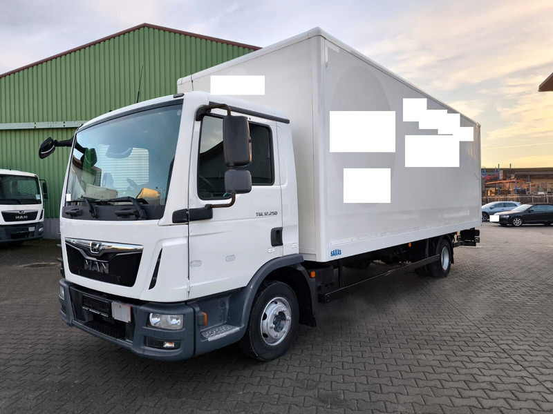 MAN TGL 12.250 Koffer 3-Sitzer Euro 6 4x2 AHK LBW (48) - Camión caja cerrada: foto 1 MAN TGL 12.250 Koffer 3-Sitzer Euro 6 4x2 AHK LBW (48) - Camión caja cerrada: foto 1