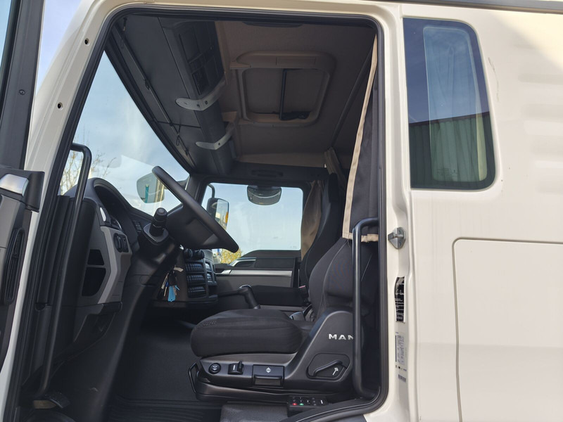 Leasing financiero de MAN TGL 8.190 Koffer gFH AHK LBW Euro 6 4x2 (11) TÜV NEU leasing MAN TGL 8.190 Koffer gFH AHK LBW Euro 6 4x2 (11) TÜV NEU: foto 18 Leasing financiero de MAN TGL 8.190 Koffer gFH AHK LBW Euro 6 4x2 (11) TÜV NEU leasing MAN TGL 8.190 Koffer gFH AHK LBW Euro 6 4x2 (11) TÜV NEU: foto 18