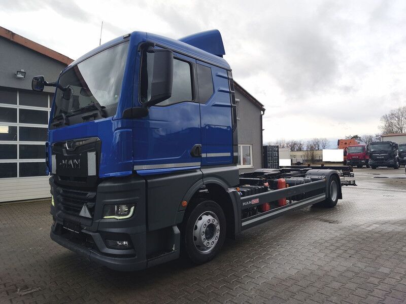 MAN TGX 18.360 BDF-Wechselfahrgestell Euro 6 4x2 - Chasis camión: foto 2 MAN TGX 18.360 BDF-Wechselfahrgestell Euro 6 4x2 - Chasis camión: foto 2