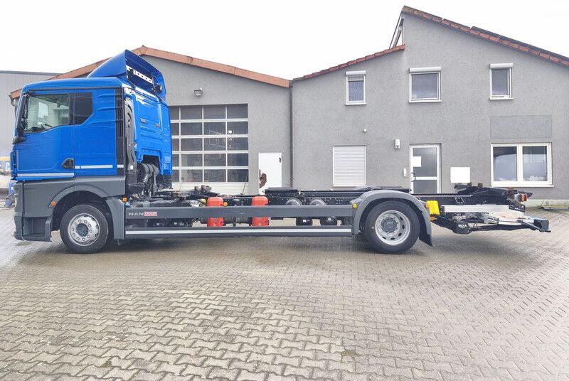MAN TGX 18.360 BDF-Wechselfahrgestell Euro 6 4x2 - Chasis camión: foto 5 MAN TGX 18.360 BDF-Wechselfahrgestell Euro 6 4x2 - Chasis camión: foto 5