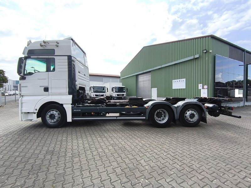 MAN TGX 26.460 BDF Euro 6 6x2 - Chasis camión: foto 5 MAN TGX 26.460 BDF Euro 6 6x2 - Chasis camión: foto 5