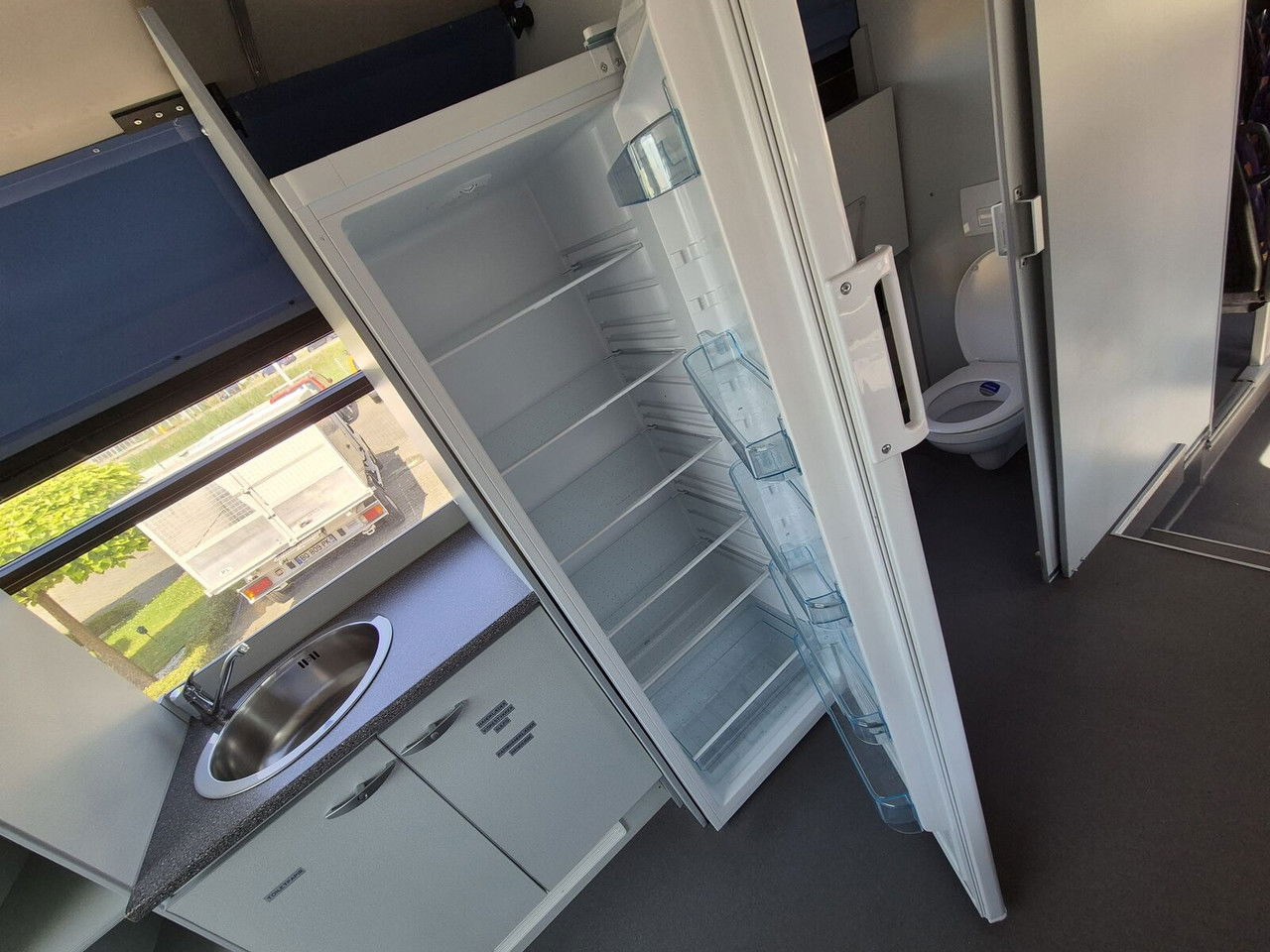 Autobús Irisbus Iveco 330 KM / Like Camper / Solar Panels: foto 16
