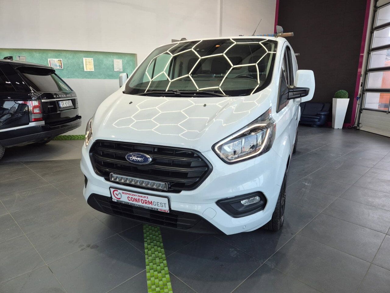 Ford Transit Custom 300 / 2.0 TDCi Automat - Furgoneta pequeña: foto 3 Ford Transit Custom 300 / 2.0 TDCi Automat - Furgoneta pequeña: foto 3