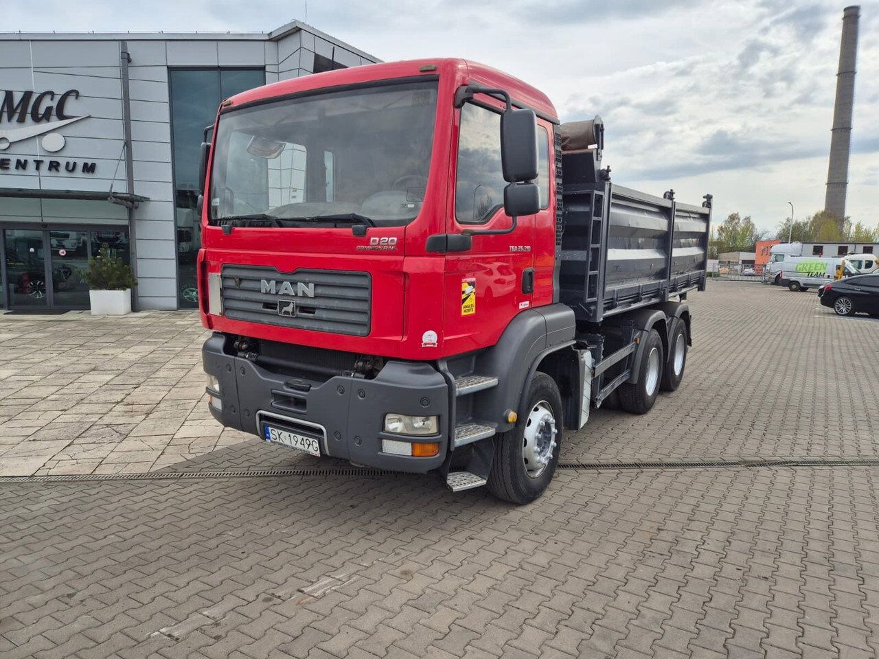 MAN TGA 26.310 3 WAY Kiper / Serviced - Volquete camión: foto 2 MAN TGA 26.310 3 WAY Kiper / Serviced - Volquete camión: foto 2