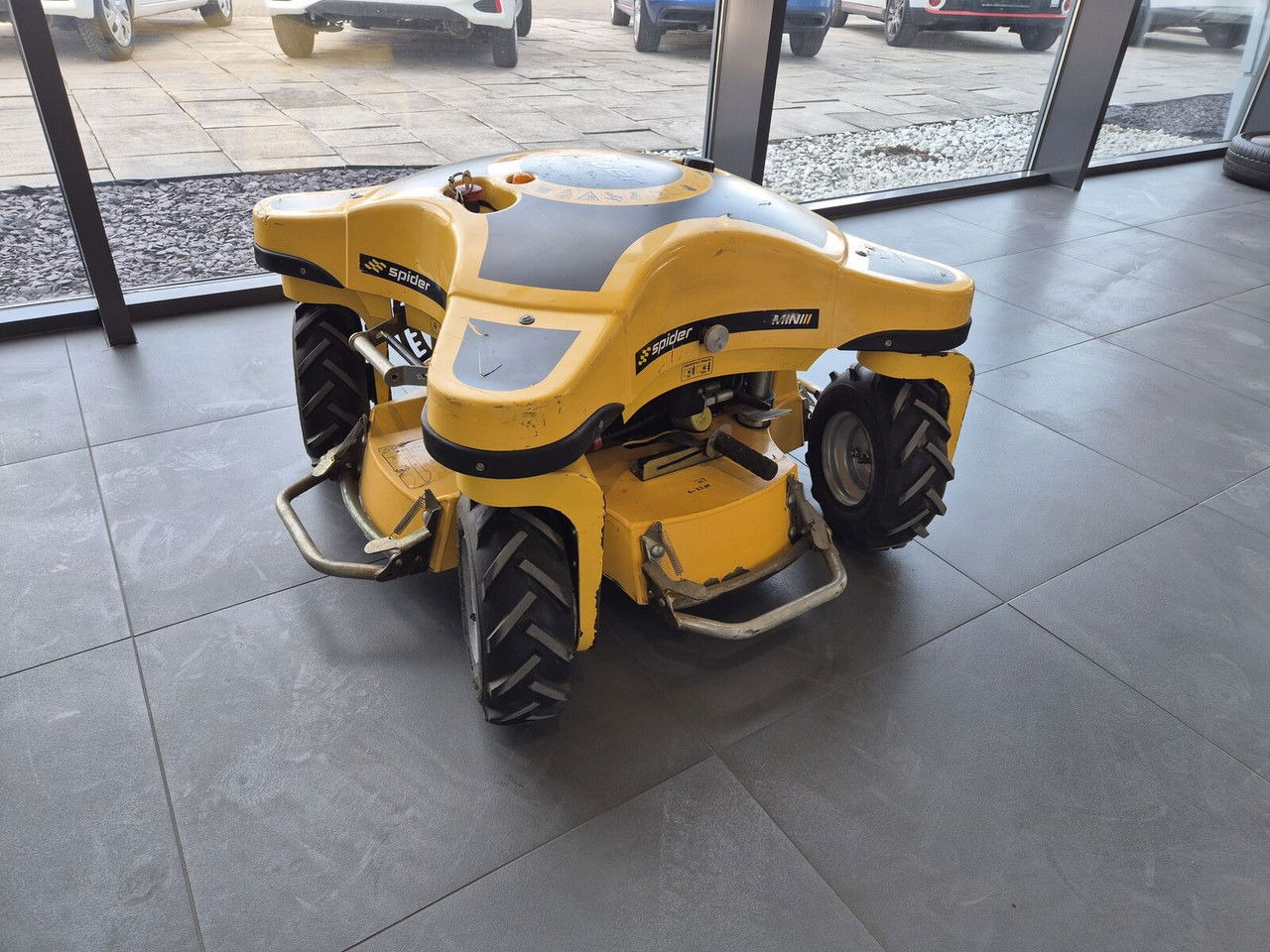 MINI Mini Spider II / 4X4 / NEW Service / Works Great - Cortacésped: foto 4 MINI Mini Spider II / 4X4 / NEW Service / Works Great - Cortacésped: foto 4