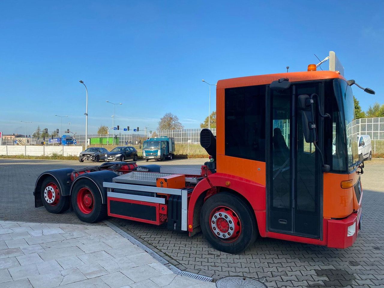 Mercedes-Benz Econic 2628 Eqonic 2628 - 1 Owner / LOW KM / Works Great - Chasis camión: foto 4 Mercedes-Benz Econic 2628 Eqonic 2628 - 1 Owner / LOW KM / Works Great - Chasis camión: foto 4