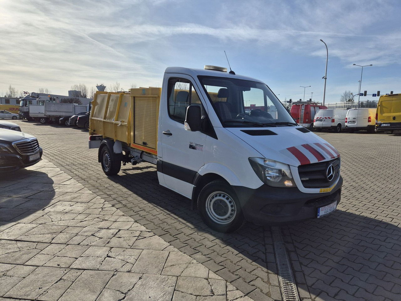 Mercedes-Benz Sprinter 316 CDi Aut. / Hummel HU2 / Webasto / 1 Owner Mercedes-Benz Sprinter 316 CDi Aut. / Hummel HU2 / Webasto / 1 Owner - Camión de basura: foto 5 Mercedes-Benz Sprinter 316 CDi Aut. / Hummel HU2 / Webasto / 1 Owner Mercedes-Benz Sprinter 316 CDi Aut. / Hummel HU2 / Webasto / 1 Owner - Camión de basura: foto 5