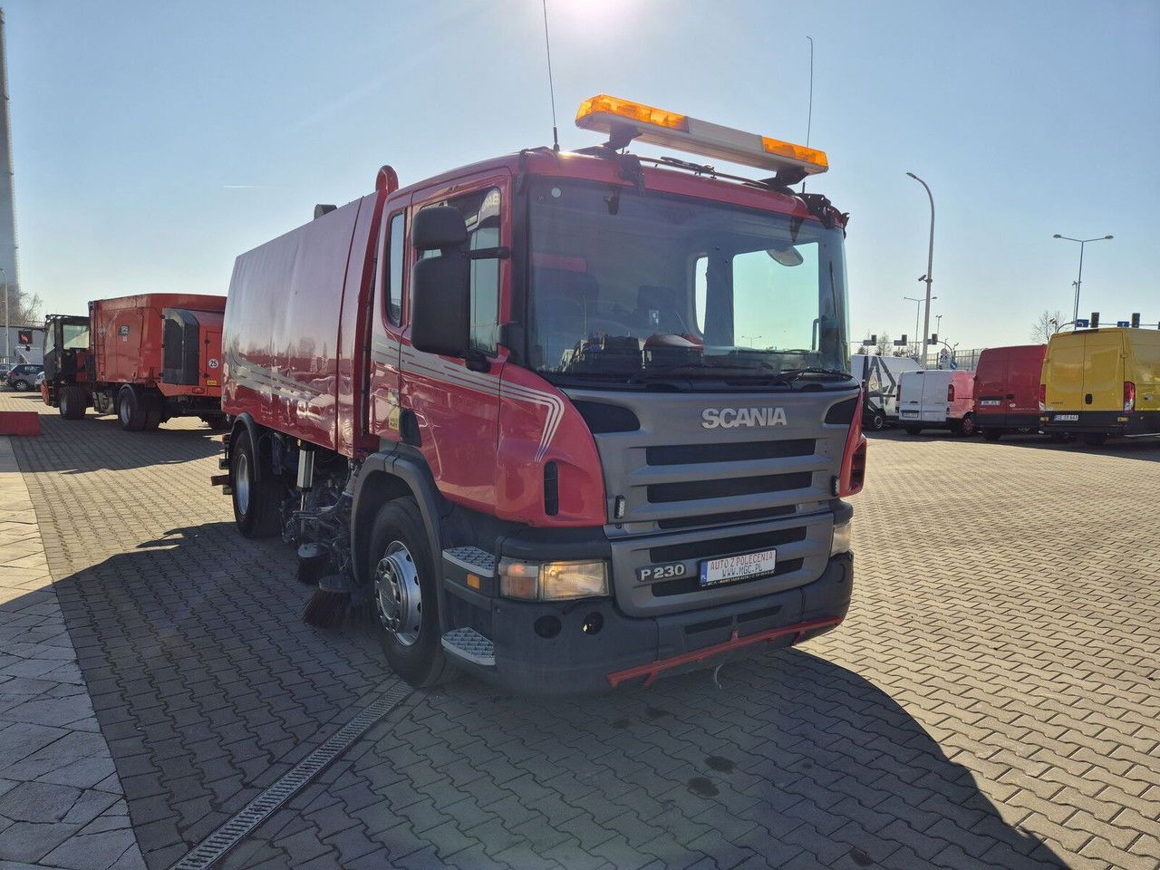 Scania P230 4X2 / Sweeper / Johnston VX800 / Sprayer / LOW Mileage / - Barredora vial: foto 4 Scania P230 4X2 / Sweeper / Johnston VX800 / Sprayer / LOW Mileage / - Barredora vial: foto 4