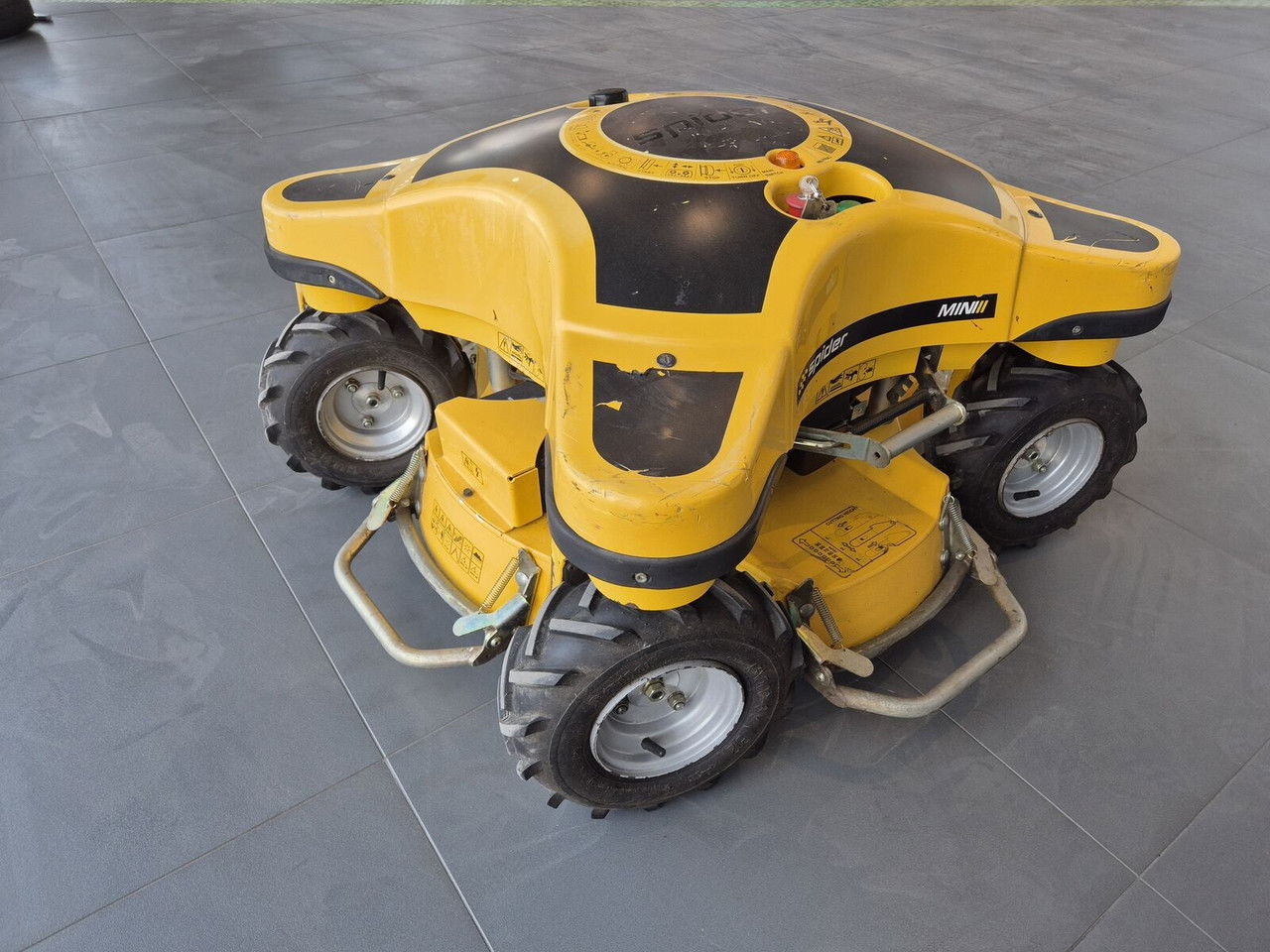 Spider MINI Mini Spider II / 4X4 / NEW Service / Works Great - Cortacésped: foto 5 Spider MINI Mini Spider II / 4X4 / NEW Service / Works Great - Cortacésped: foto 5