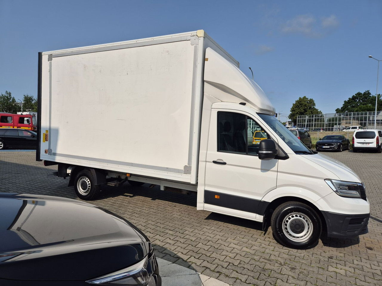 Volkswagen Crafter 2.0 TDI 177HP / High Container / Lift 750KG / Super Cond - Furgoneta: foto 2 Volkswagen Crafter 2.0 TDI 177HP / High Container / Lift 750KG / Super Cond - Furgoneta: foto 2