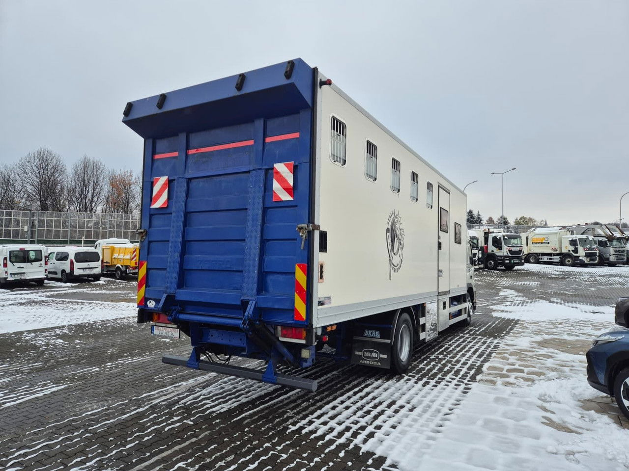 Camión para caballos Volvo FM 7 5 Horses / Live Cabin / 1 Owner / Serviced: foto 8