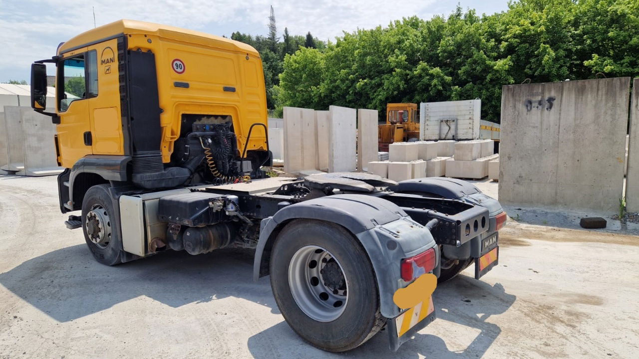 MAN 18.440 4x4 BLS tractor unit - tipp. hydraulics - Cabeza tractora: foto 5 MAN 18.440 4x4 BLS tractor unit - tipp. hydraulics - Cabeza tractora: foto 5