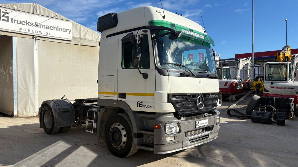 Mercedes-Benz Actros 1846 L 4x2 tractor unit - retarder - Cabeza tractora: foto 2 Mercedes-Benz Actros 1846 L 4x2 tractor unit - retarder - Cabeza tractora: foto 2