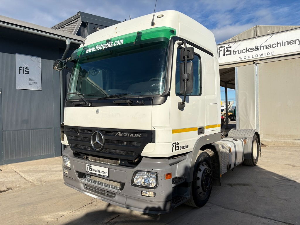 Mercedes-Benz Actros 1846 L 4x2 tractor unit - retarder - Cabeza tractora: foto 1 Mercedes-Benz Actros 1846 L 4x2 tractor unit - retarder - Cabeza tractora: foto 1
