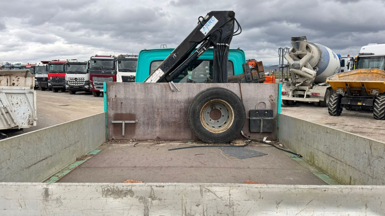 Iveco Daily 65 C15 stake body - Hiab 045-3 - 7.5M - Caja abierta furgoneta, Furgoneta combi: foto 4 Iveco Daily 65 C15 stake body - Hiab 045-3 - 7.5M - Caja abierta furgoneta, Furgoneta combi: foto 4