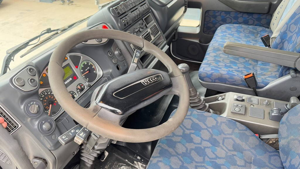 Portacontenedore/ Intercambiable camión Iveco Eurocargo ML180 E28 4x2 Epsilon 110 - absetz tipper: foto 29 Portacontenedore/ Intercambiable camión Iveco Eurocargo ML180 E28 4x2 Epsilon 110 - absetz tipper: foto 29