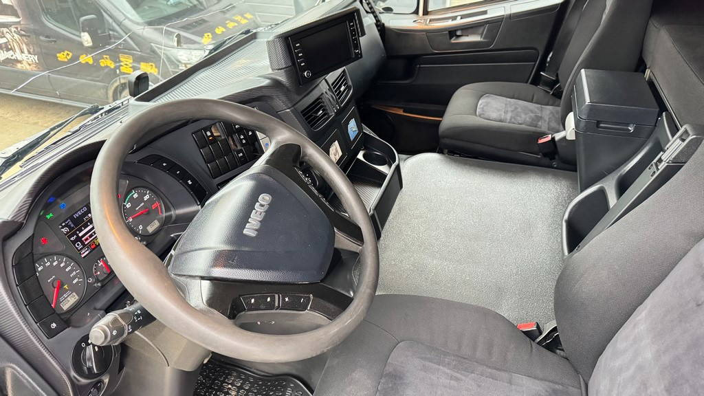 Volquete camión Iveco Trakker 460 8x4 meiller tipper - euro 6: foto 28