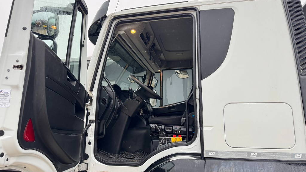 Volquete camión Iveco Trakker 460 8x4 meiller tipper - euro 6: foto 27