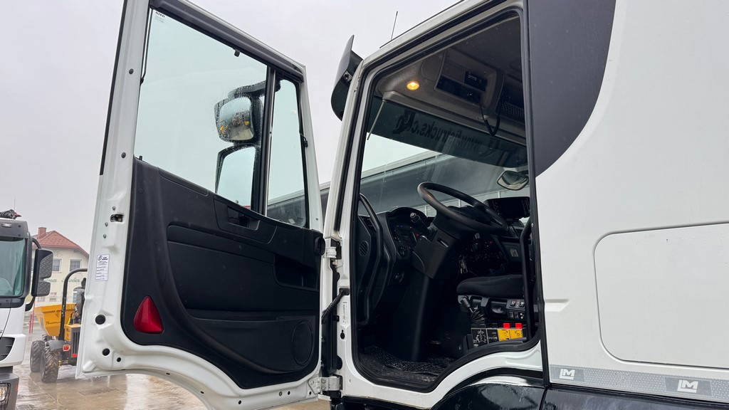 Volquete camión Iveco Trakker 460 8x4 meiller tipper - euro 6: foto 26