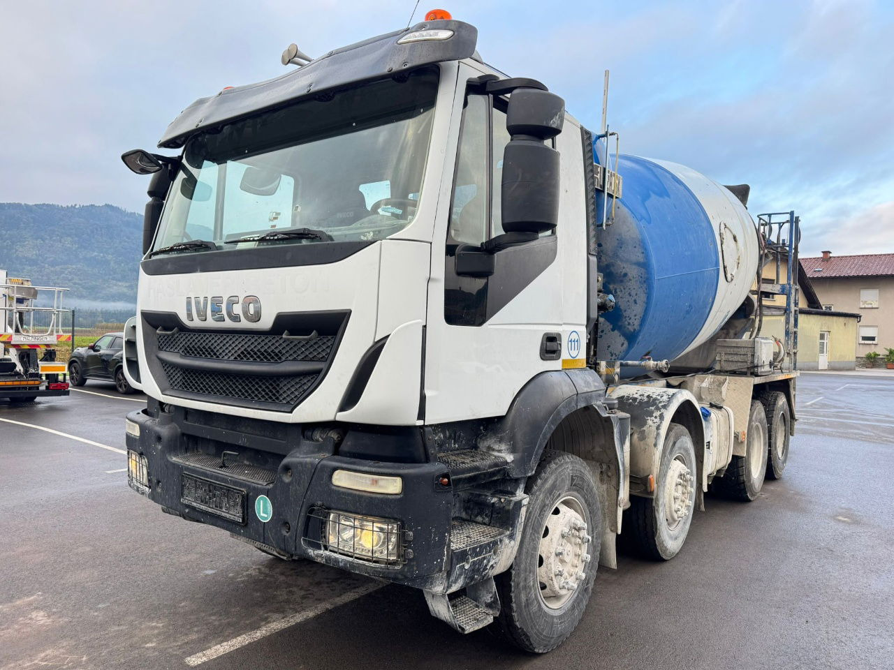Iveco Trakker AD340TB45 8x4 mixer 10m3 - Camión hormigonera: foto 1 Iveco Trakker AD340TB45 8x4 mixer 10m3 - Camión hormigonera: foto 1