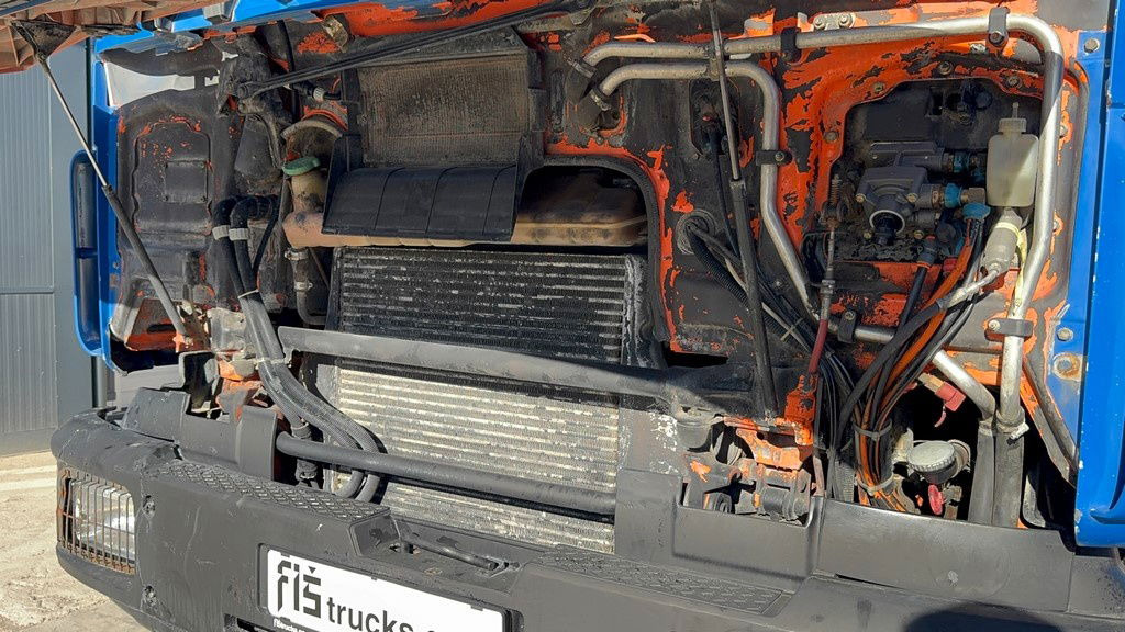 MAN 25.272 6x4 chassis- complete spring - Chasis camión: foto 5 MAN 25.272 6x4 chassis- complete spring - Chasis camión: foto 5