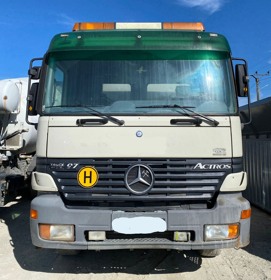 Mercedes-Benz Actros 2635 K 6X4 3 sided tipper - Volquete camión: foto 3 Mercedes-Benz Actros 2635 K 6X4 3 sided tipper - Volquete camión: foto 3
