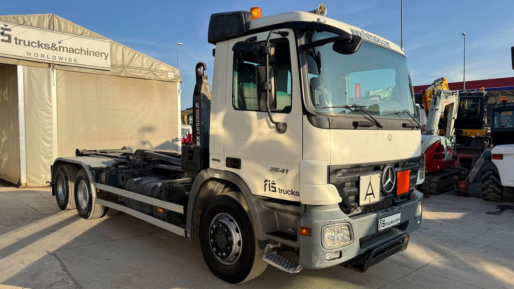Mercedes-Benz Actros 2641 6x4 hiab abroll tipper - spring complete - Portacontenedore/ Intercambiable camión: foto 3 Mercedes-Benz Actros 2641 6x4 hiab abroll tipper - spring complete - Portacontenedore/ Intercambiable camión: foto 3