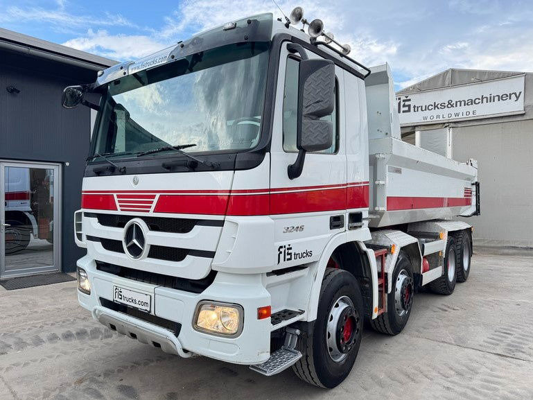 Mercedes-Benz Actros 3246 8X4 mulda tipper - retarder - hydr. back door - Volquete camión: foto 1 Mercedes-Benz Actros 3246 8X4 mulda tipper - retarder - hydr. back door - Volquete camión: foto 1