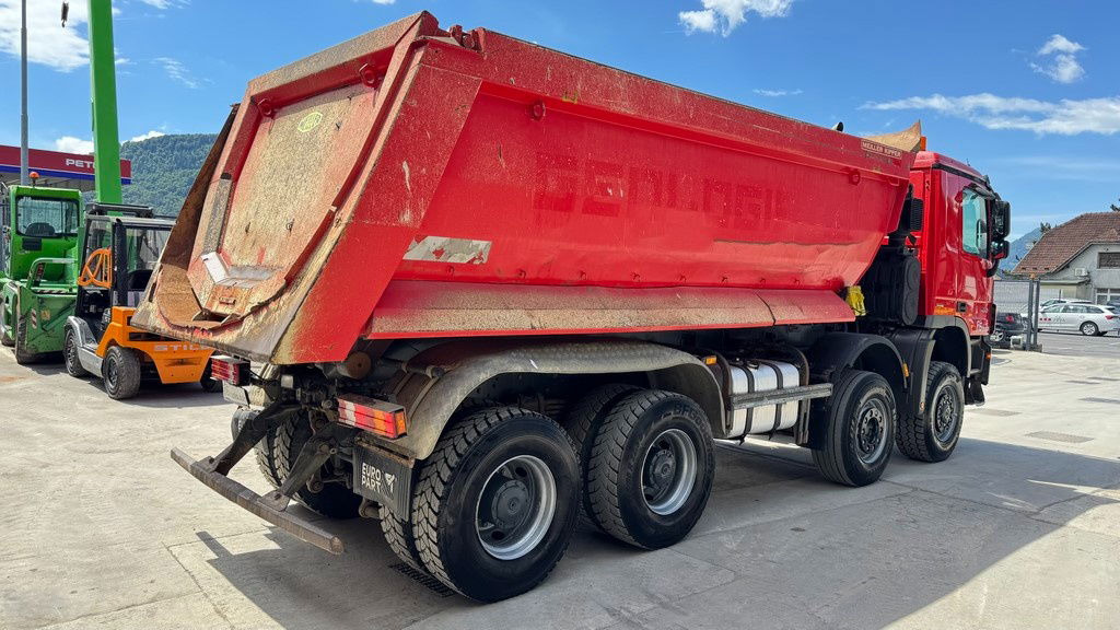 Mercedes-Benz Actros 4141 K 8x6 meiller mulda tipper - air condition - Volquete camión: foto 5 Mercedes-Benz Actros 4141 K 8x6 meiller mulda tipper - air condition - Volquete camión: foto 5