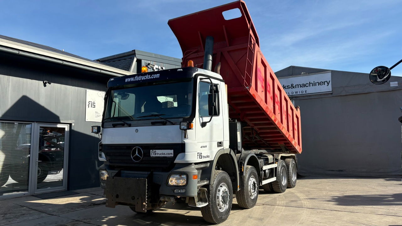 Mercedes-Benz Actros 4141 K 8x6 tipper - 19m3 - spring suspension - Volquete camión: foto 5 Mercedes-Benz Actros 4141 K 8x6 tipper - 19m3 - spring suspension - Volquete camión: foto 5