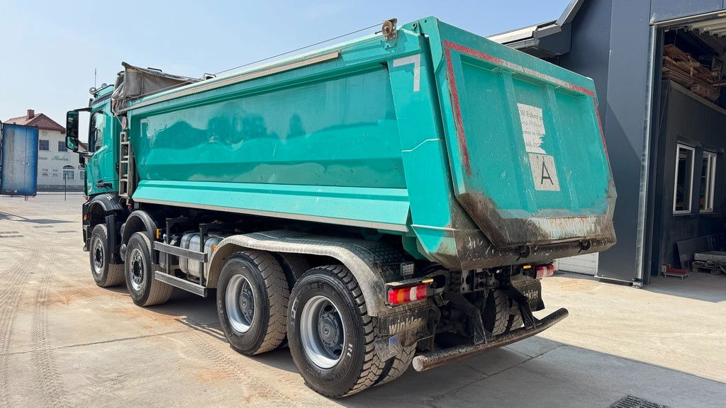 Mercedes-Benz Arocs 3248 8X4 mulda tipper - electric taurpaulin - Volquete camión: foto 5 Mercedes-Benz Arocs 3248 8X4 mulda tipper - electric taurpaulin - Volquete camión: foto 5