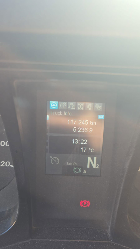 Mercedes-Benz Arocs 4142 8X4 cantoni tipper - Volquete camión: foto 5 Mercedes-Benz Arocs 4142 8X4 cantoni tipper - Volquete camión: foto 5