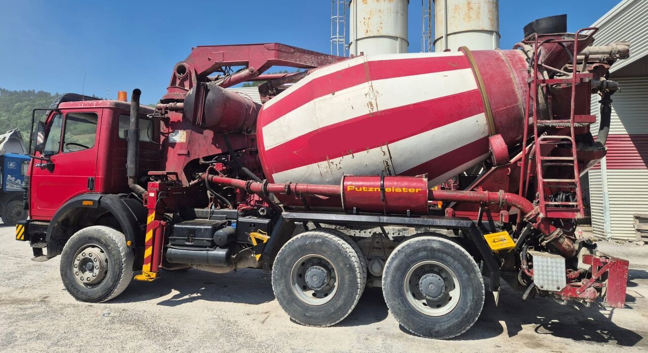 Mercedes-Benz SK 2635 V8 6x4 Mixer 7M3 - Putzmeister pump - Camión hormigonera: foto 4 Mercedes-Benz SK 2635 V8 6x4 Mixer 7M3 - Putzmeister pump - Camión hormigonera: foto 4