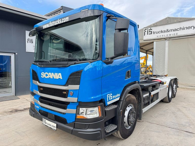 Scania P 360 6x2 palfinger abroll tipper - steering axle - Portacontenedore/ Intercambiable camión: foto 1 Scania P 360 6x2 palfinger abroll tipper - steering axle - Portacontenedore/ Intercambiable camión: foto 1