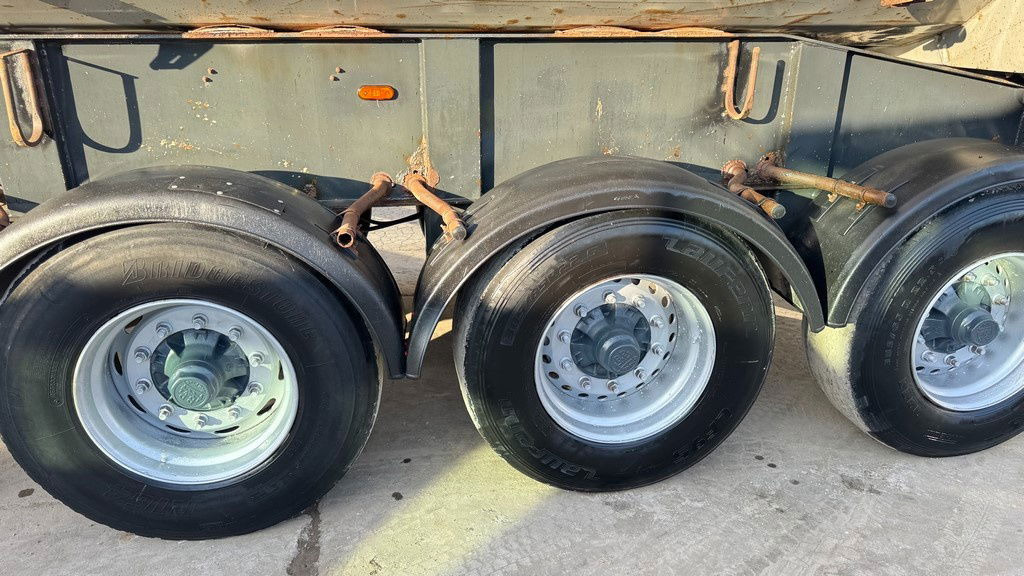 Leasing financiero de  Schwarzmüller 3A Stmks/E 3-Axle Tipper Trailer - lift axle leasing Schwarzmüller 3A Stmks/E 3-Axle Tipper Trailer - lift axle: foto 11