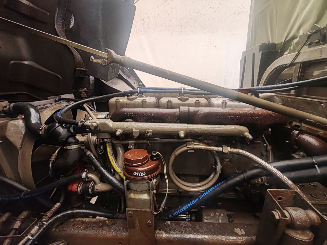 Camión lona Steyr 12M18 4X4 stake body - 62.000km: foto 13