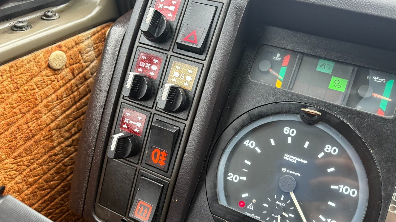 Camión lona Steyr 12M18 4X4 stake body - 62.000km: foto 16