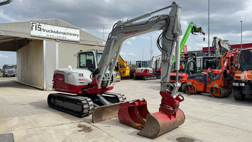 Takeuchi TB290-2 - 2022 Year - 820 Hours - Powertilt - Miniexcavadora: foto 2 Takeuchi TB290-2 - 2022 Year - 820 Hours - Powertilt - Miniexcavadora: foto 2